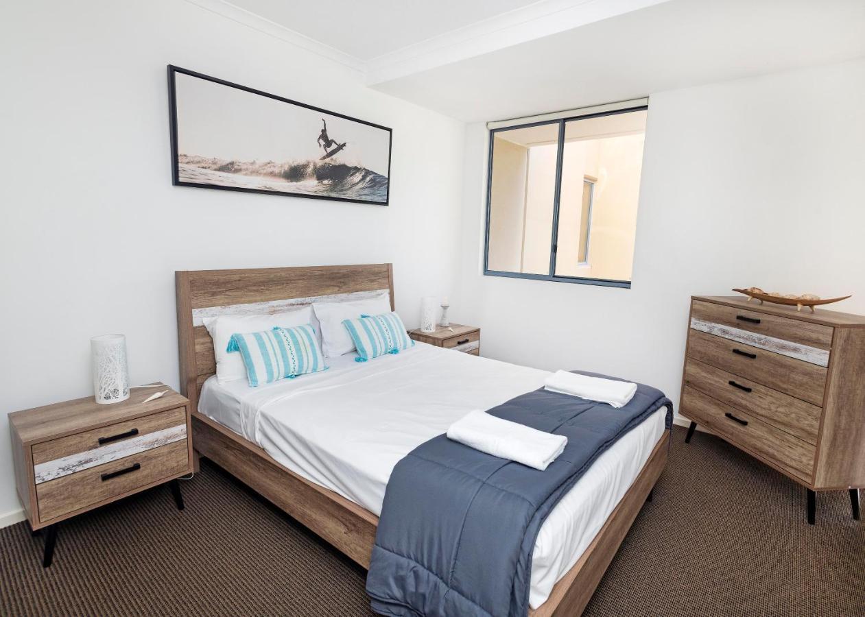 Swell Resort Burleigh Heads Gold Coast Exterior photo